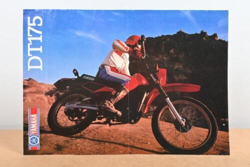 YAMAHA: A original Yamaha DT175 fold out colour sales brochure