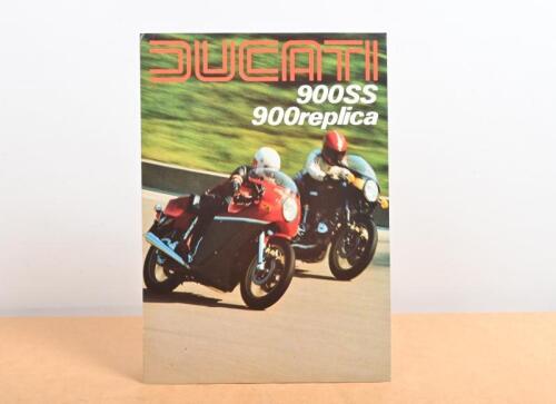 DUCATI 900: A colour fold out Ducati 900 SS replica 1979 sales brochure