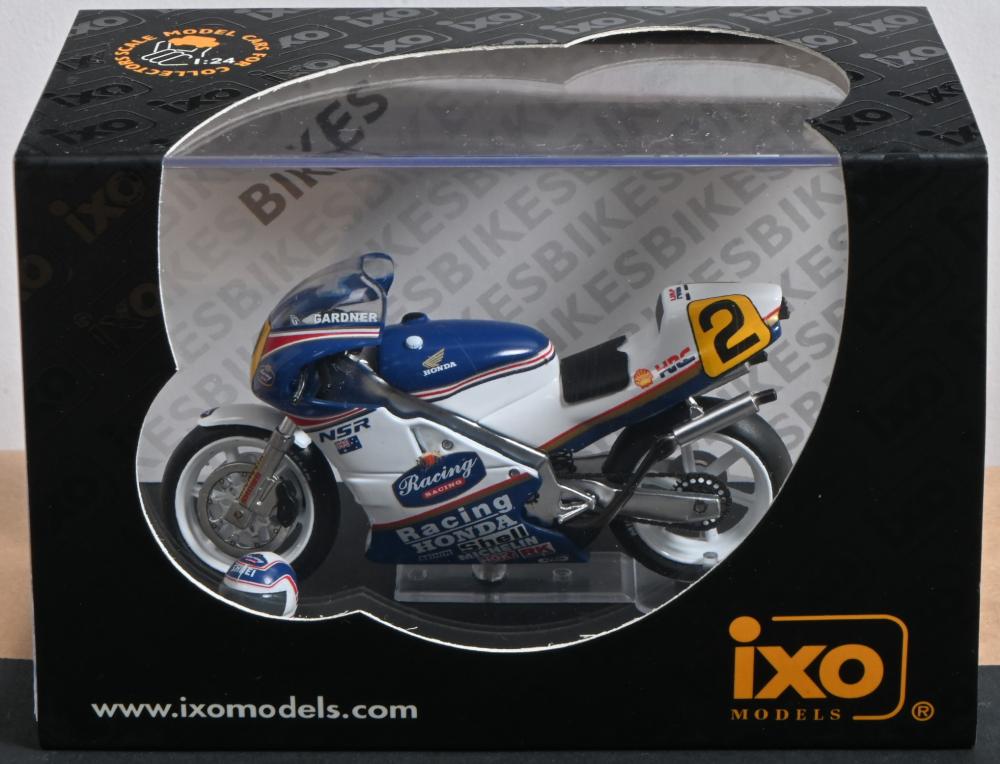 HONDA: A NOS 1:24 scale IXO Models Honda NSR 500 #2 Wayne Gardner