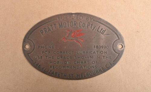 MOBILOIL: A brass dealers badge for Pratt Motor Co Pty Ltd featuring a Mobiloil Pegasus