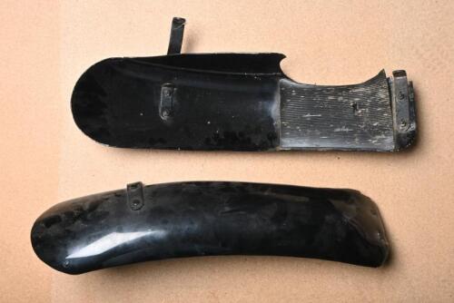 MUDGUARD: Two black metal motorcycle mudguards