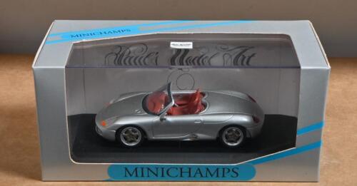 PORSCHE: A 1:43 scale MINICHAMPS 1993 Porsche Boxster in silver