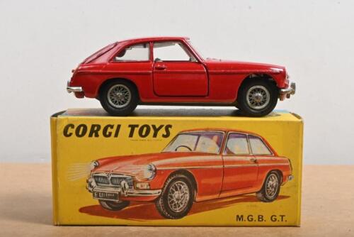 CORGI: Corgi MGB GT Sports Car (327)